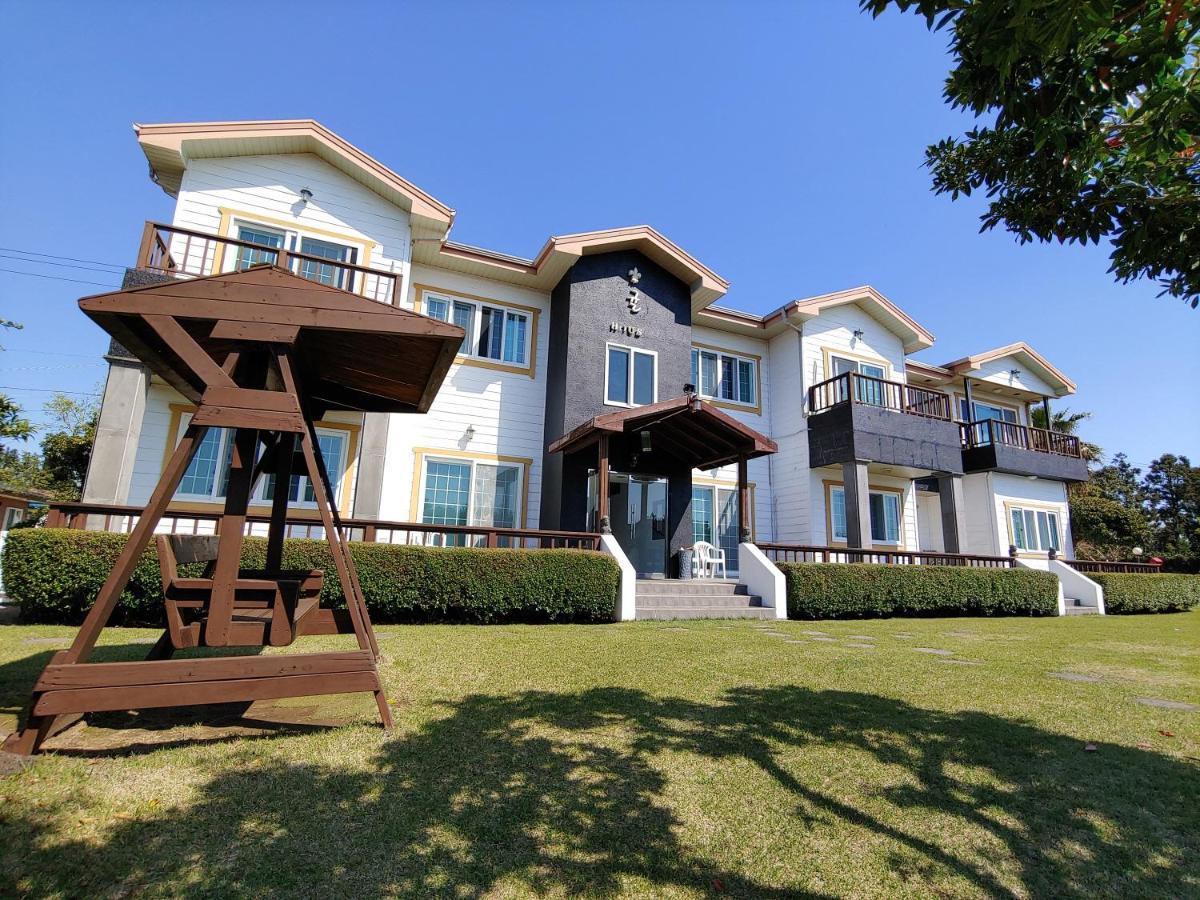 Gyulhouse Pension Seogwipo-stad Buitenkant foto